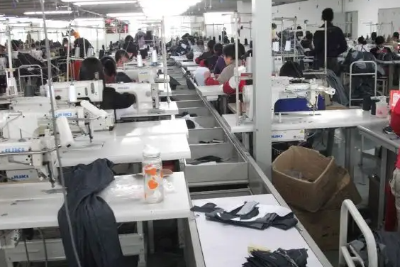 开红谰服装加工厂怎么起步？如何加盟服饰加工？完整指南